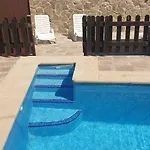 Casa Del Almendro * كونيل ذي لا فرونتيرا
