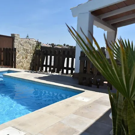 Casa Del Almendro بيت للعطل كونيل ذي لا فرونتيرا
